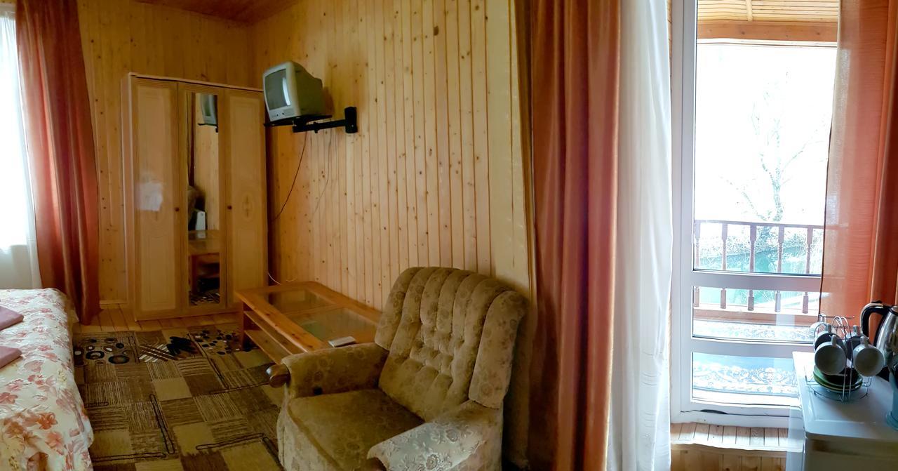 Hotel Perlyna Podillyа Sataniw Exterior foto