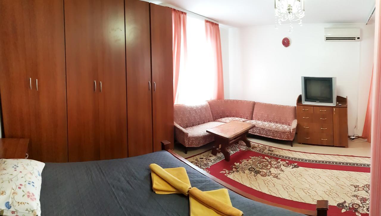 Hotel Perlyna Podillyа Sataniw Exterior foto